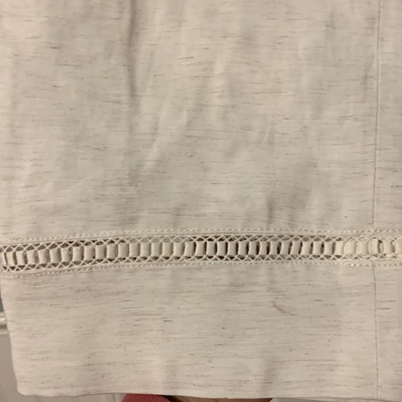 Club Monaco high waist belted  off white pants. NWT - Picture 4 of 4